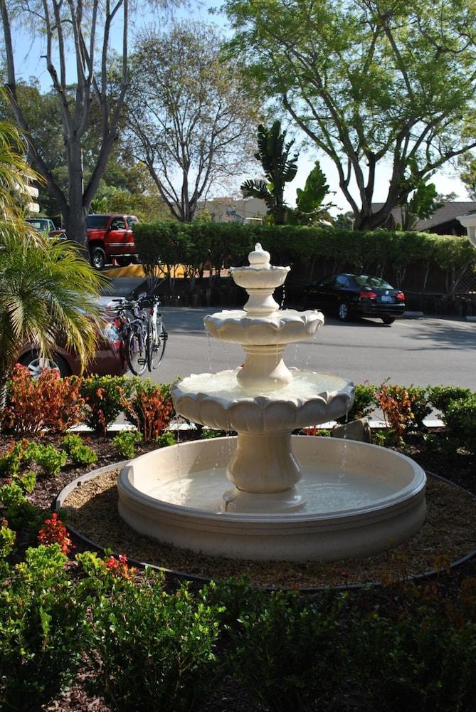 Coast Village Inn Santa Barbara Bagian luar foto
